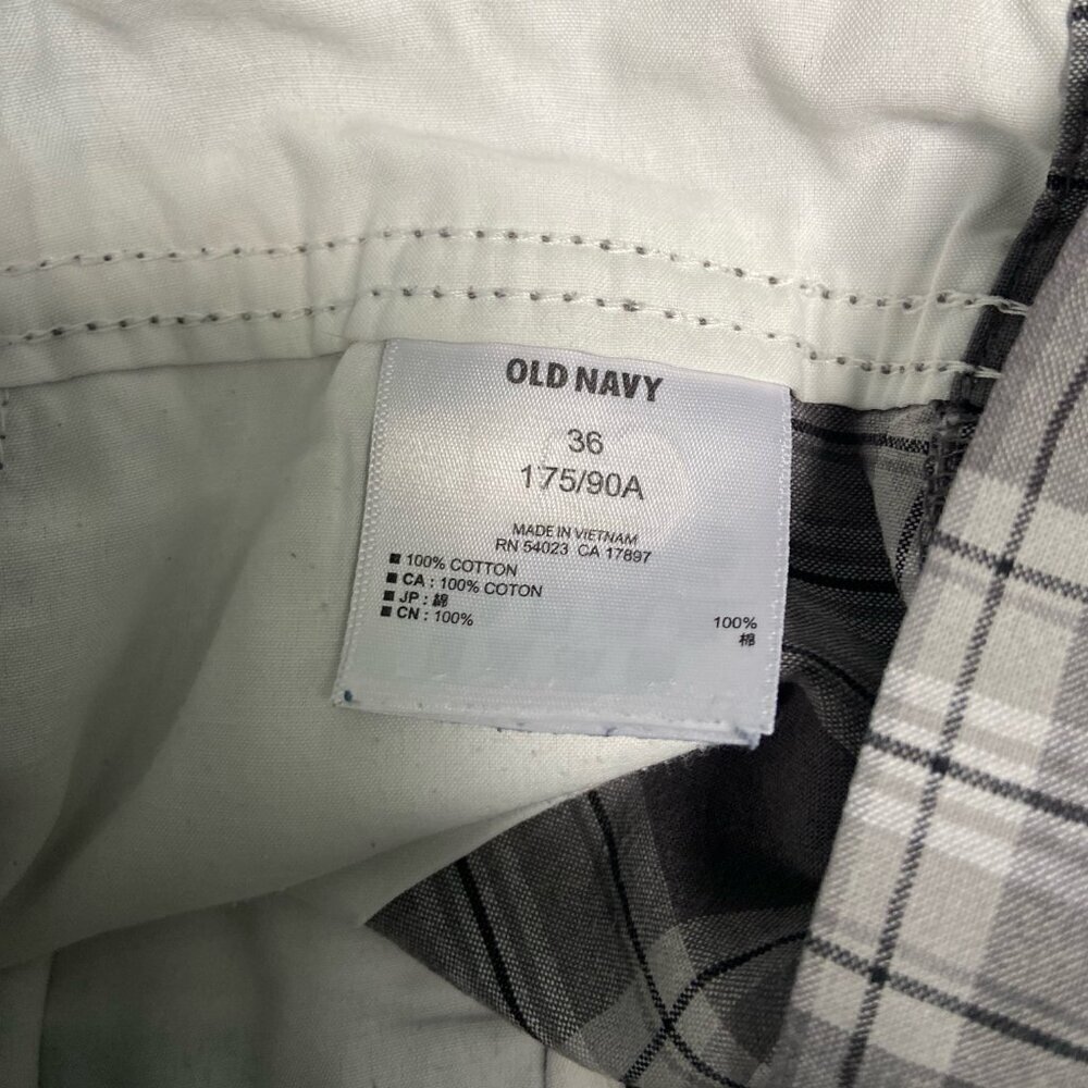 Old Navy Flat Front Cotton Chino Shorts Gray Plaid Men's Size 36 - Picture 3 of 6